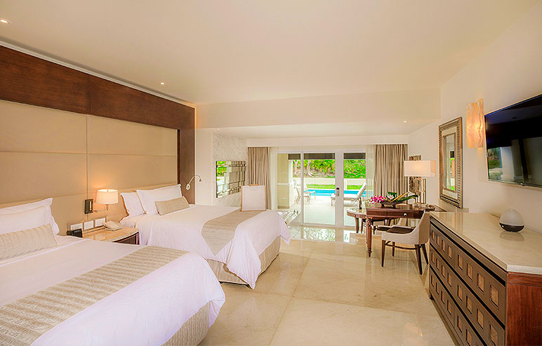 Grand Honeymoon Suite 